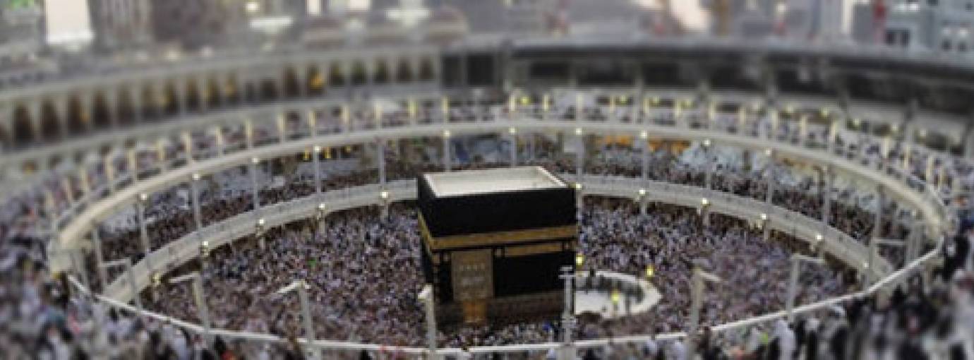 Delaying Hajj